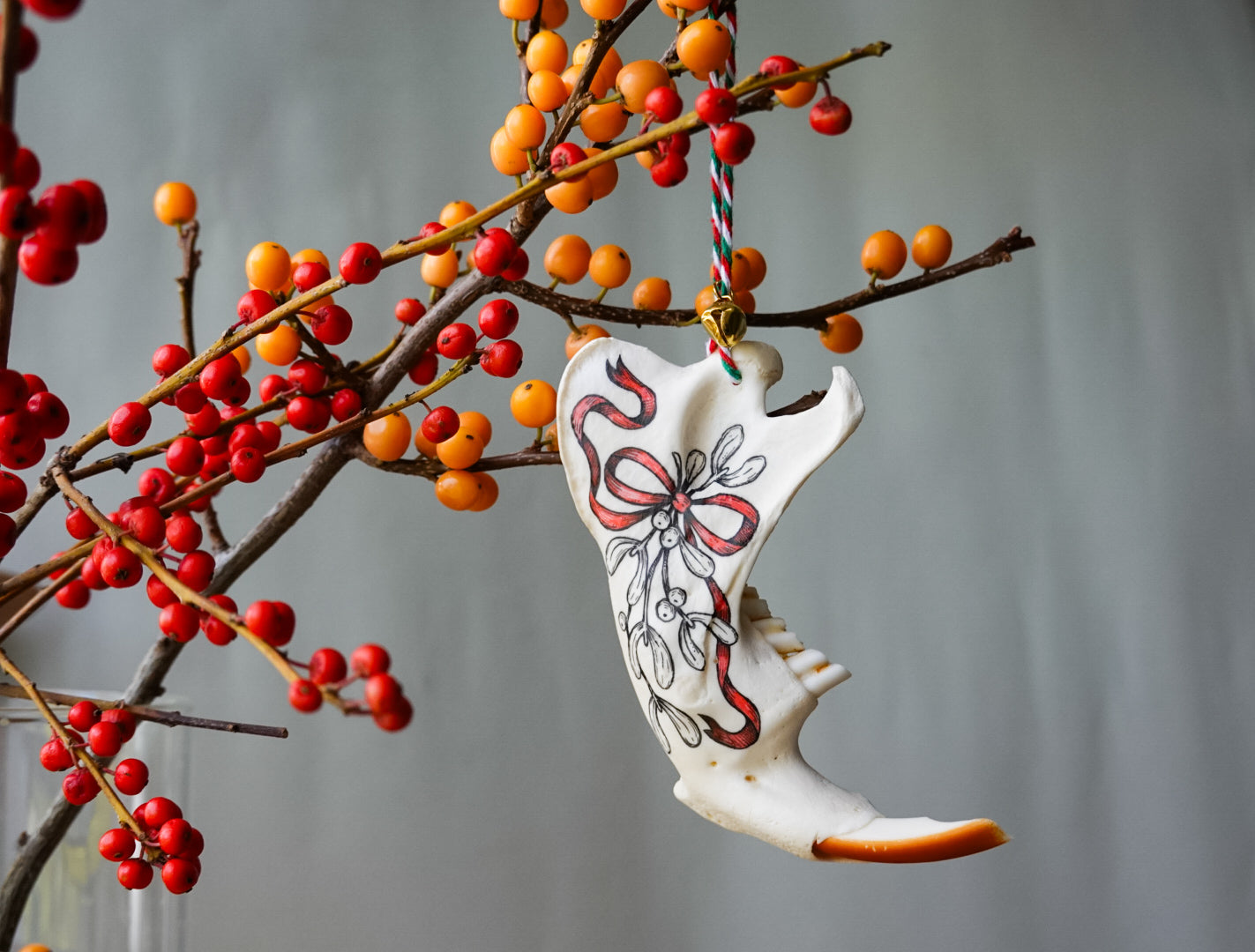 Painted beaver jaw "Mistletoe", bone ornaments