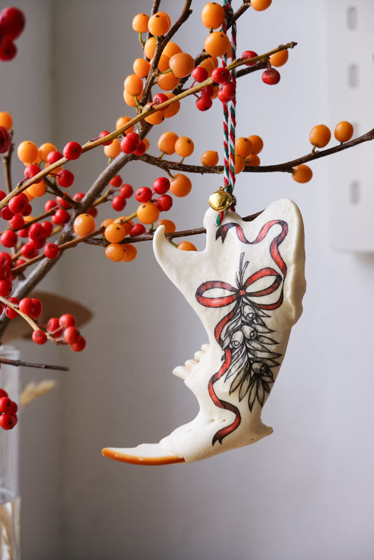 Painted beaver jaw "Yew", bone ornaments